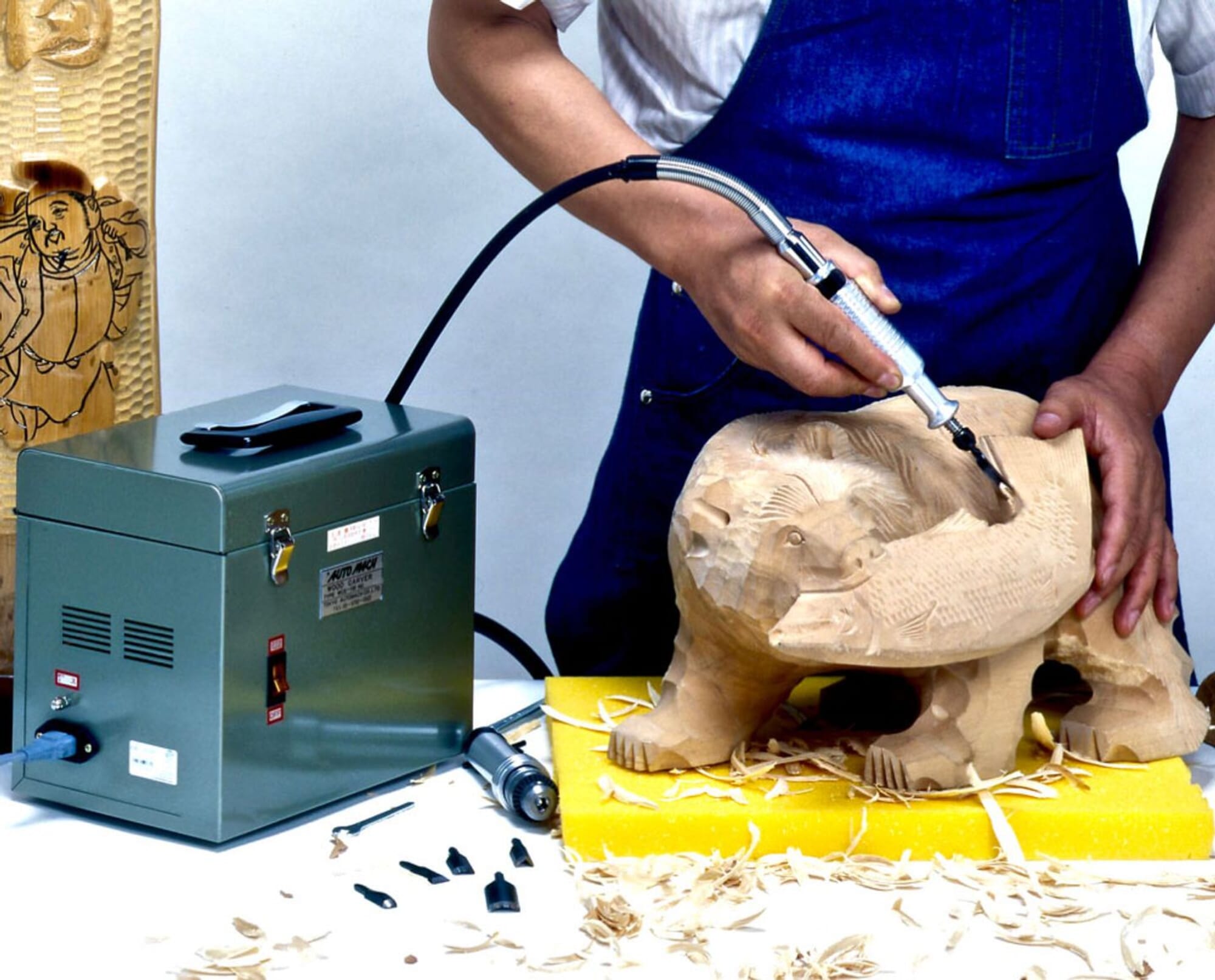 10% off! wood carving machine working